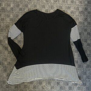 Morden Miss black/white strip shark bite pointed asymmetrical hem L gothic goth